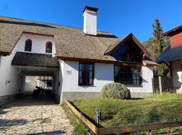Casa · 120m² · 4 Ambientes · Casa Chalet en Alquiler en Centro, San Martin de Los Andes, Patagonia