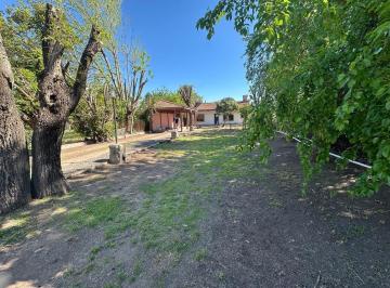 Casa · 130ha · 4 Ambientes · 5 Cocheras · Del Viso - Casa Alquiler