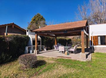 Casa de 4 ambientes, Chacras de Coria · Casa Venta Chacras de Coria - Apta Crédito Hipotecario - 3 Hab. - Pileta - Quincho - Luján de Cuyo