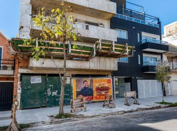 Departamento · 65m² · 2 Ambientes · Departamento de 2 Ambientes con Balcón y Parilla en Liniers