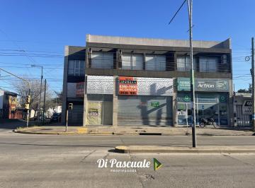 Local comercial · 167m² · 5 Ambientes · 1 Cochera · Alquiler Comercial Local Esquina de 167 m² - Moreno Norte Sobre Av Victorica
