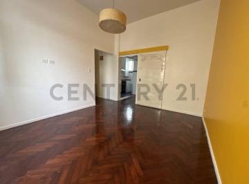 Departamento · 44m² · 2 Ambientes · Venta Departamento 2 Ambientes en Belgrano Refaccionado - Apto Credito