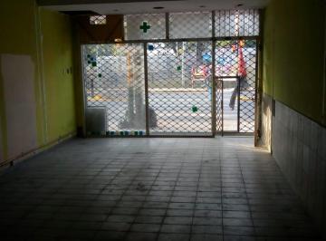 Local comercial de 1 ambiente, La Matanza · Local Sobre Av Rivadavia - Frente Hospital Clinicas