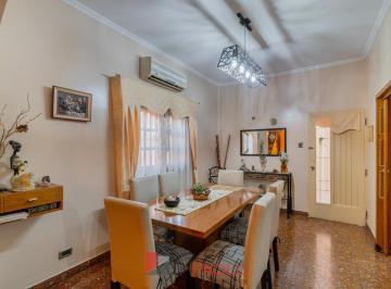 PH · 113m² · 3 Ambientes · 1 Cochera · Venta PH 4 Ambientes con Cochera y Entrada Independiente en Ciudadela