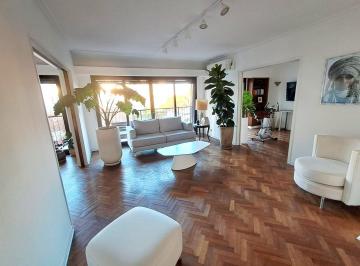 Departamento · 130m² · 4 Ambientes · 1 Cochera · Venta Departamento 4 Ambientes en Av del Libertador Piso Alto Muy Luminoso