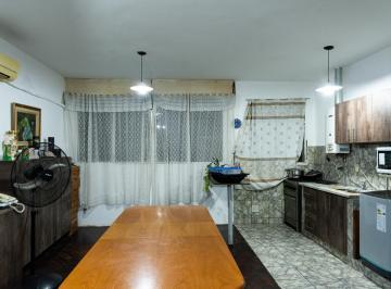01.jpg · Departamento en Venta de 4 Ambientes en Parque Avellaneda