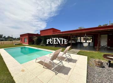 Casa · 240m² · 5 Ambientes · 2 Cocheras · Fincas de San Vicente Golf a La Venta!