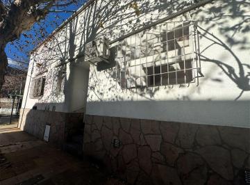 BET-BET-10520_2 · Casa de 3 Ambientes con Patio y Parrilla en San Fernando