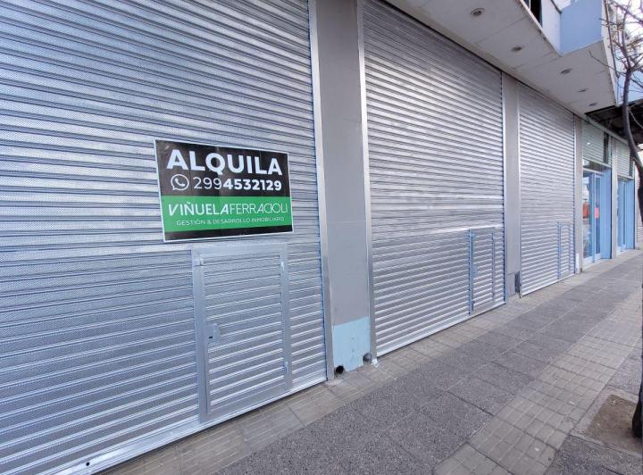 Local comercial · 108m² · 2 Ambientes