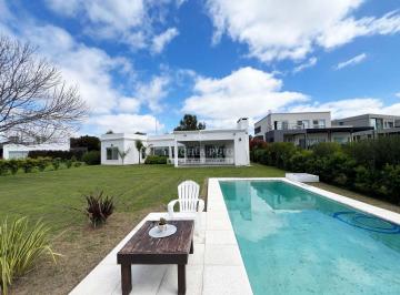 LHP-LHP-3319_2 · Casa en Venta Lote Interno 3 Dorm. - San Matias