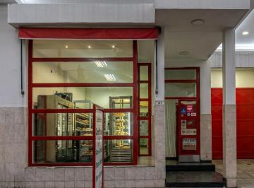 Local comercial , Quilmes · Local Comercial Av Mosconi N°81