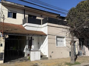 PH · 198m² · 7 Ambientes · 1 Cochera · PH Multifamiliar en Venta en San Isidro. Atención Inversores, Gran Oportunidad!