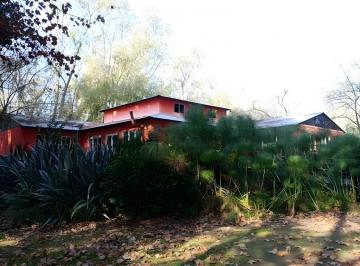 Casa · 60000ha · 9 Ambientes · Venta Cabañas 6 con Parador Gastronómico Ideal Turismo Canal Arias Equipado