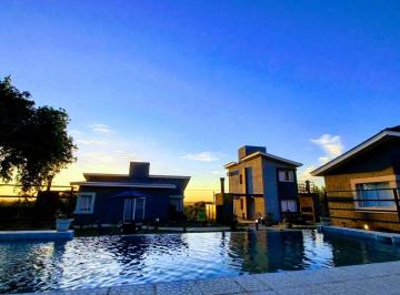 Casa de 10 ambientes, Villa Merlo · Complejo Turístico de 4 Unidades en Merlo, Provincia de San Luis
