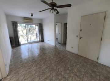 Departamento · 43m² · 2 Ambientes · Vista a Plaza Ceferino Namuncura y Paseo Versalles