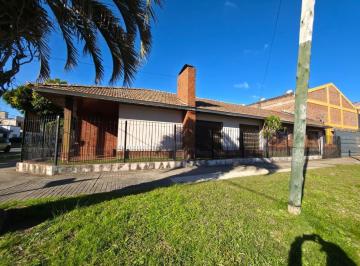 Casa · 225m² · 4 Ambientes · 2 Cocheras · Scalabrini Ortiz N° 115