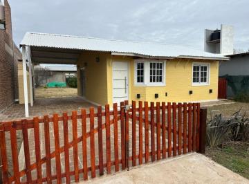 Casa · 68m² · 3 Ambientes · 2 Cocheras · Alquiler Casa 2 Dorm. Tierra de Sueños 3
