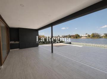 Casa · 261m² · 5 Ambientes · 4 Cocheras · Casa en Venta en Canal Barrio Nautico, Villanueva, Tigre