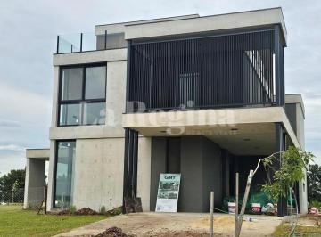Casa · 336m² · 4 Ambientes · Casa en Venta en Los Puentes, Nordelta, Tigre