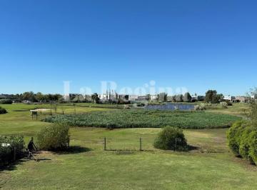 Casa · 225m² · 7 Ambientes · 6 Cocheras · Casa en Venta en El Cantón Golf, El Cantón, Escobar