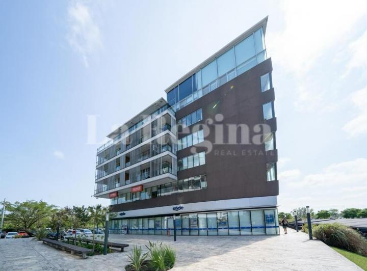 Oficina comercial · 71m² · 1 Cochera