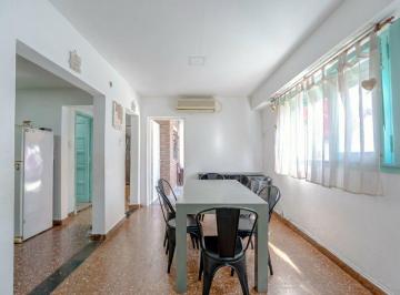 PH · 73m² · 4 Ambientes · PH 4 Amb. en Venta - Lomas del Mirador