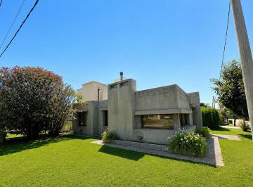 Casa de 3 ambientes, Villa Allende · Vendo | Casa Esquina de 3 Dorm. en Prados de La Villa (Barrio Cerrado)
