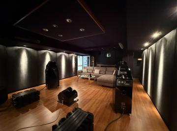 Casa · 400m² · 5 Ambientes · 8 Cocheras · Casa Excelente Oportunidad!