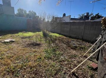 Casa · 56m² · 2 Dormitorios · Casa a Refaccionar de 2 Dorm. en Venta en Los Hornos