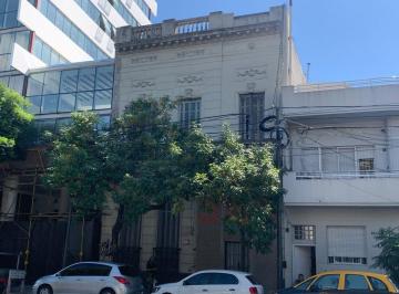 PH · 678m² · 8 Ambientes · Casa Estilo Francés 678 m² - Gran Lote Propio