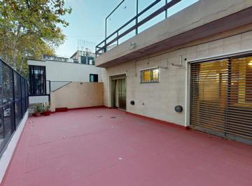 Casa · 243m² · 6 Ambientes · 1 Cochera · Vta Casa Multifamiliar 6 Amb + Monoamb. Permuta