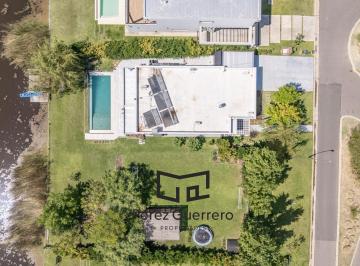 Casa · 190m² · 5 Ambientes · 1 Cochera · Casa en Venta en Acacias, Puertos de Escobar, 1200 m de Terreno a La Laguna
