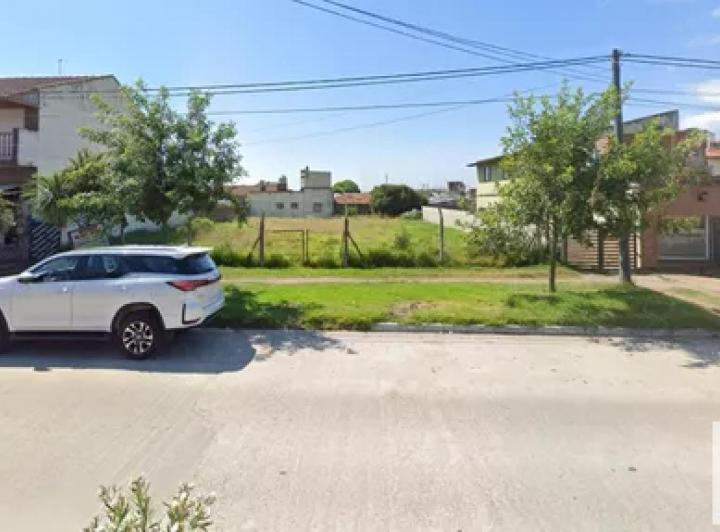 Terreno · 634m²