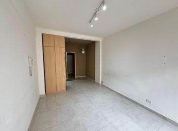 Departamento · 23m² · 1 Ambiente · Alquiler Monoambiente con Patio en Planta Baja.