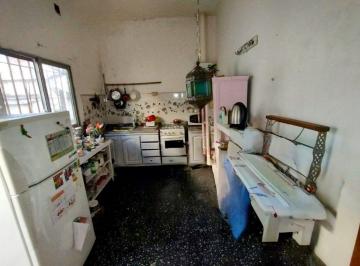 PH · 77m² · 3 Ambientes · Venta - PH Tres Ambientes con Patio y Terraza