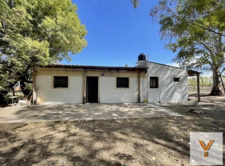 Edificio · 374m²