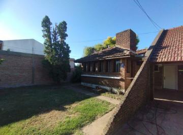 Casa · 64m² · 4 Ambientes · 1 Cochera · Casa Dos Dorm. Venta City Bell Parque Pileta