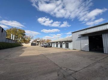 Depósito · 645m² · Excelente Deposito en Alquiler de 645 m² en Don Torcuato, a 2 Km de La Panamericana. Ideal Logistica