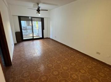 Departamento · 52m² · 3 Ambientes · Departamento Venta Moron Familia