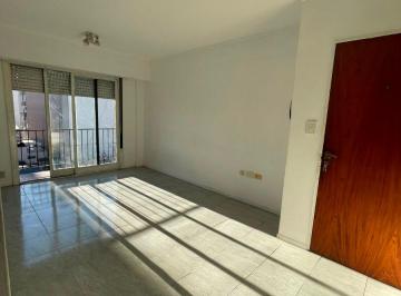 Departamento de 3 ambientes, La Plata · Departamento de 2 Dorm. en Alquiler en La Plata
