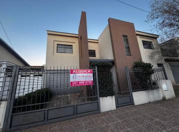 Casa de 9 ambientes, Córdoba · Duplex 3 Dor La Mejor Zona de Nuevopoeta Lugonesen Alquiler en Córdoba