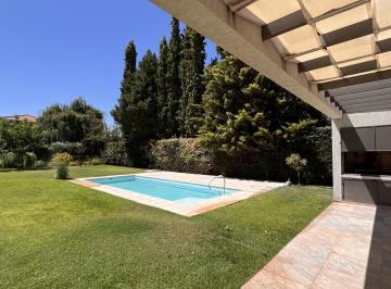 Casa · 280m² · 9 Ambientes · 2 Cocheras · Casa en Venta Chacras de Coria 3 Dorm.