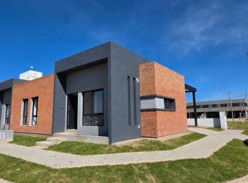 Casa · 95m² · 3 Ambientes · Dúplex 2 Dorm. en Venta - Rincones de Manantiales
