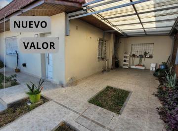 Casa · 78m² · 3 Ambientes · 1 Cochera · Casa 3 Ambientes con Cochera Apta Crédito Venta - Morón