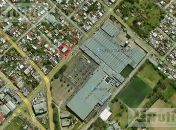 Local comercial · 240m² · Local - Moron