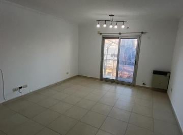 Departamento · 60m² · 3 Ambientes · 1 Cochera · Departamento en Villa Lugano