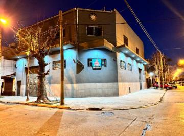 Bodega-Galpón , La Matanza · Galpon 500 m² Refaccionado a Nuevo en Dos Plantas - Montacarga - Salida a Dos Calles - Fuerza Motriz