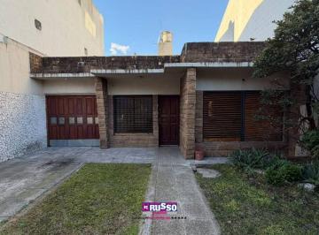 RUS-RUS-11175_2 · Alquiler Casa 4 Ambientes - San Justo