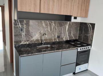 Departamento · 60m² · 2 Ambientes · Departamento de 2 1/2 Amb Al Frente con Patio Pb