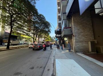 Departamento · 45m² · 3 Ambientes · Bv. Illia 350, 1 Dorm. Cocina Separada. Impecable!